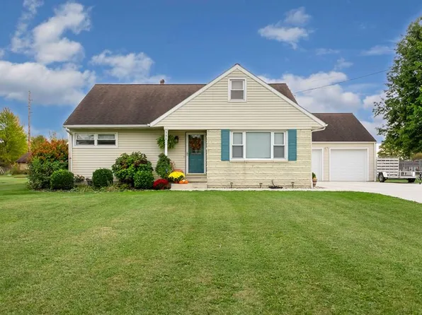 332 Maynard Ave, Crestline, OH 44827