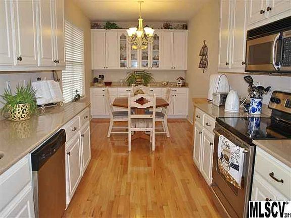 3rd image of 5352 Stonegate Farm Dr