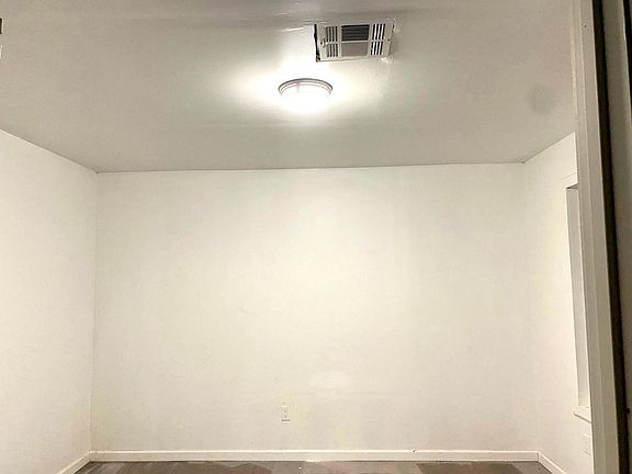 4th image of 1411 NE Euclid St