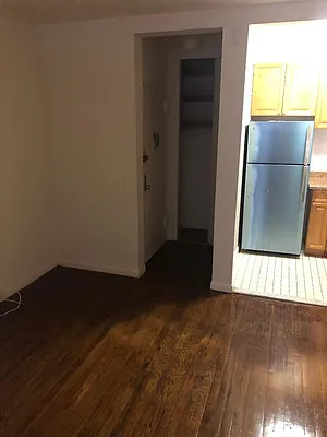 Rented by Eljay Realty, Co. | media 3