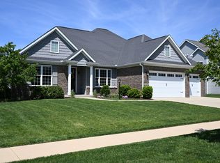 1403 English Oak Dr, Champaign, IL