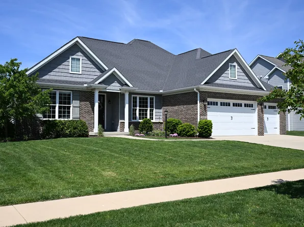 1403 English Oak Dr, Champaign, IL 61822