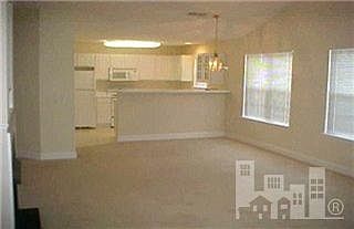 3rd image of 1609 Willoughby Park Court
