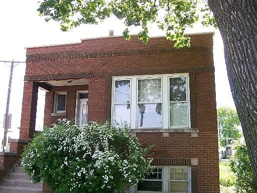 1st image of 3437 S Gunderson Ave