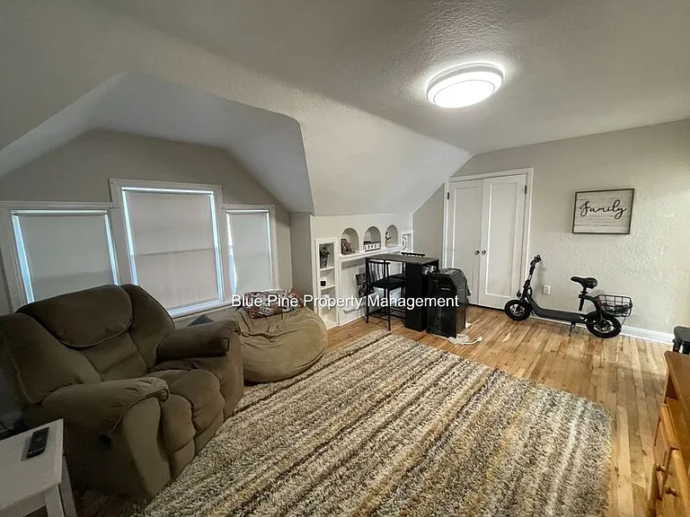 1249 S Emerson Ave #7 — Photo 5
