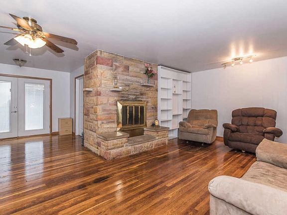 4th image of 3336 Vic Joy Dr