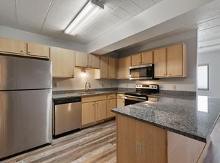 624 N 24th St #242570504, Milwaukee, WI 53233