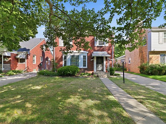2nd image of 9076 Dawes St