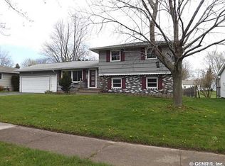 42 Nory Ln, Rochester, NY 14606