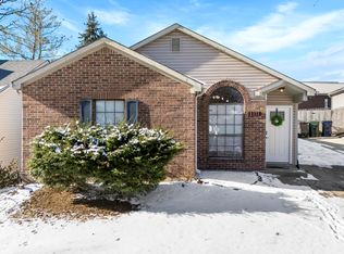 1371 The Kings Ct, Lexington, KY 40515
