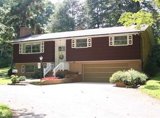 1675 27th Street Pl NE, Hickory, NC 28601