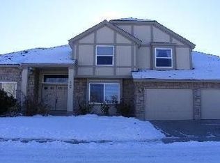 8888 S Chestnut Hill Ct, Highlands Ranch, CO 80130