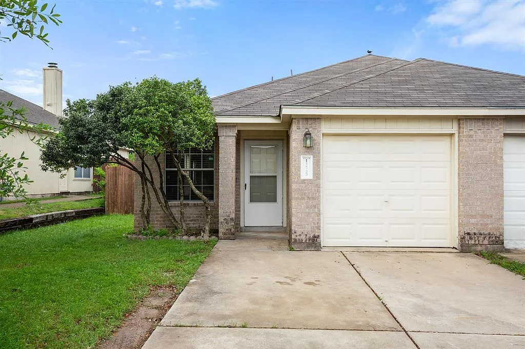 Building Photo - 1225 Orchard Park Cir
