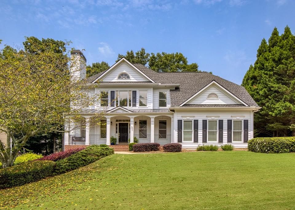 1st image of 228 Chadwyck Ln