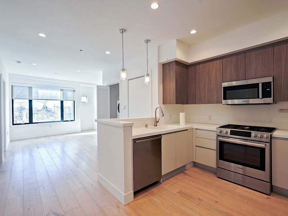 1st image of 2747 San Pablo Ave Unit 1-405