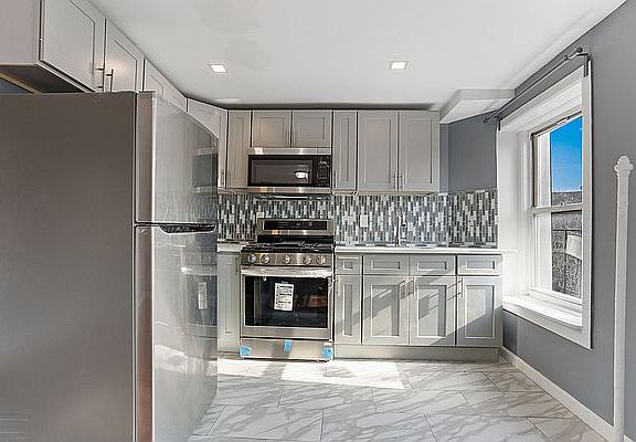 5th image of 314 Madison St #2A