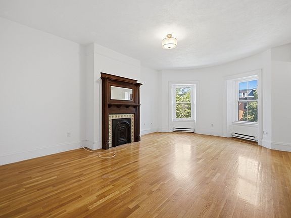 4th image of 29 Worcester Sq APT 5