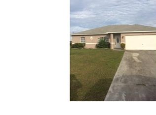 916 Albert Ave, Lehigh Acres, FL 33971