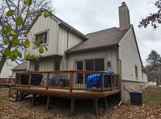 2787 Maple Forest Dr, Wixom, MI 48393