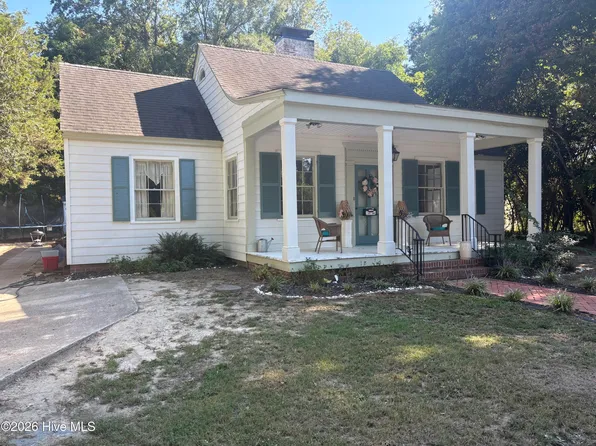 112 Raleigh Road Parkway N, Wilson, NC 27893