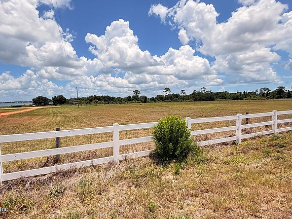 2nd image of 1360 FORT MEADE Road