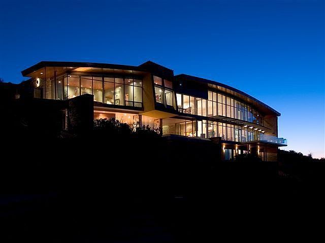 Spectacular Executive Home