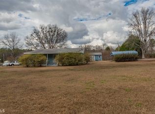 2803 Claude Brewer Rd, Loganville, GA 30052