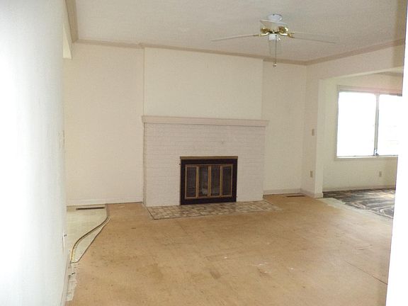 5th image of 25135 White Owl Ln