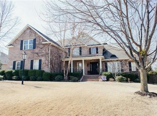 2631 N Firewood Dr, Fayetteville, AR 72703