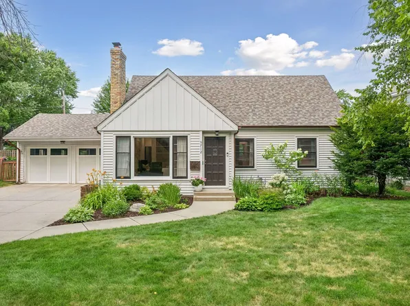 5712 York Ave S, Edina, MN 55410