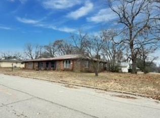 601 W 10th St, Wewoka, OK 74884