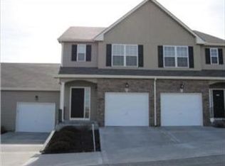 9435 N Amoret Ave, Kansas City, MO 64154