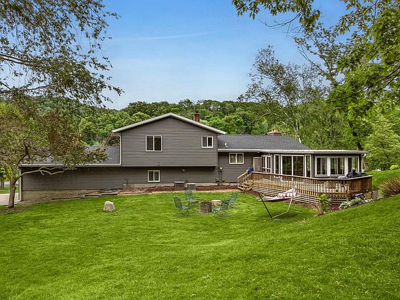 3rd image of N5949 Park Dr