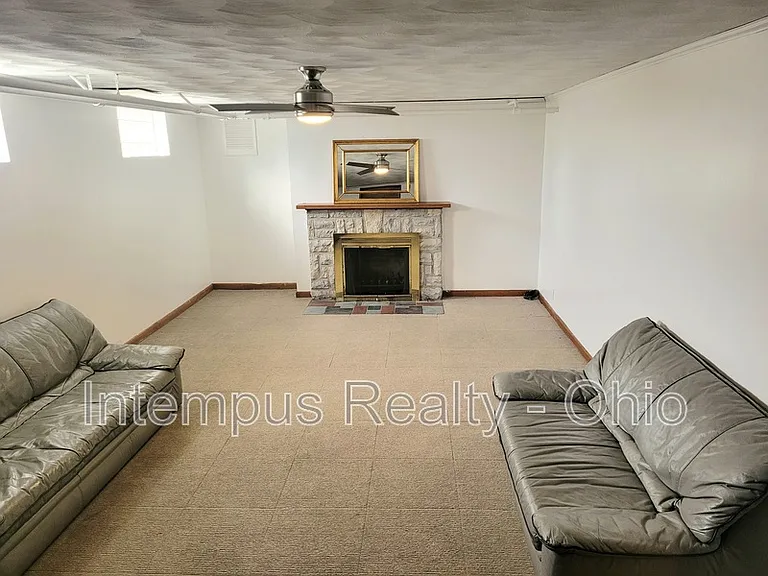 3128 Ellis Pl — Photo 25