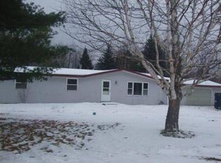 8426 N Black River Rd, Cheboygan, MI 49721