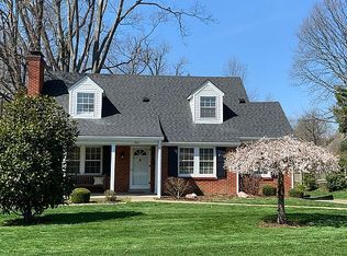 4027 Leland Rd, Saint Matthews, KY 40207