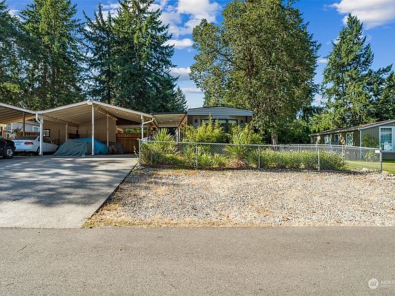 2nd image of 606 165th Street Ct E #39