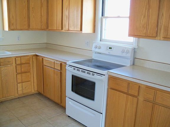 3rd image of 1703 Avenue D