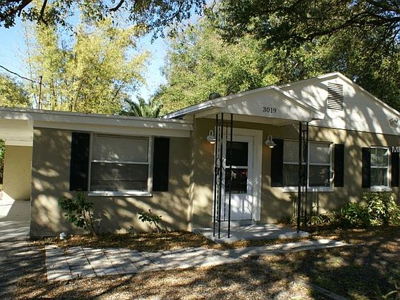 2nd image of 3019 W Van Buren Dr