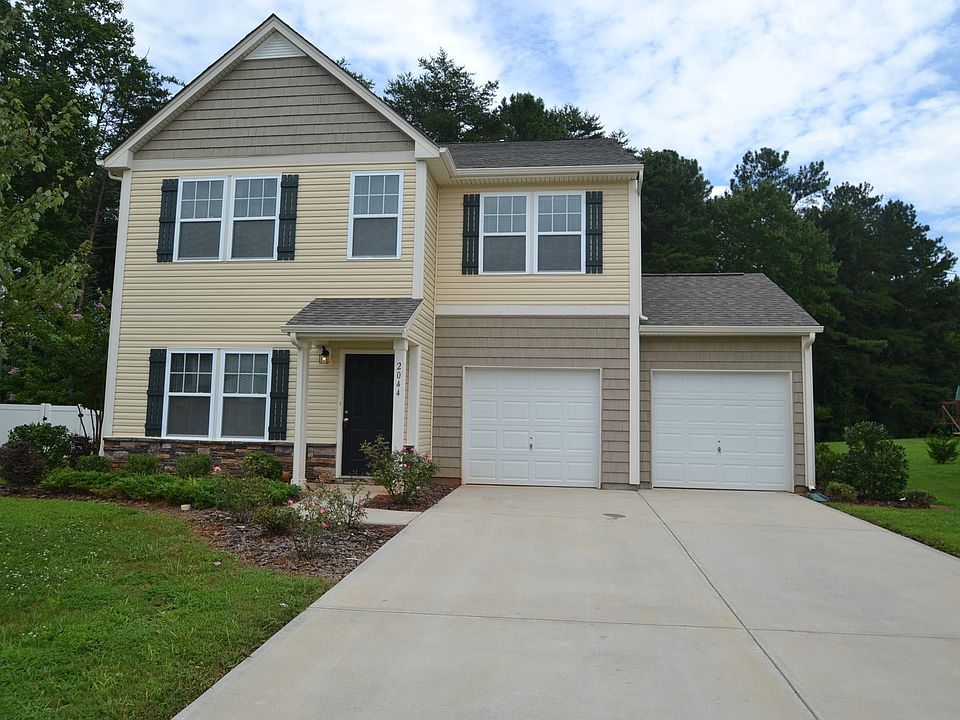 1st image of 2044 Lake Vista Dr