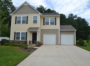 2044 Lake Vista Dr, Mount Holly, NC 28120