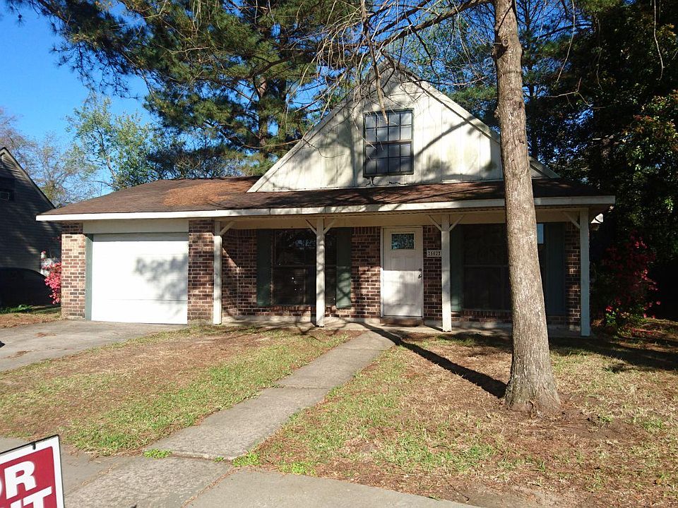 1st image of 502 Plaza Village Dr