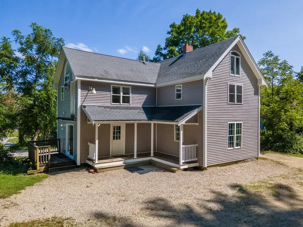 196 Tolend Road, Barrington, NH 03825