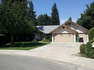 1428 Burnham St, Selma, CA 93662
