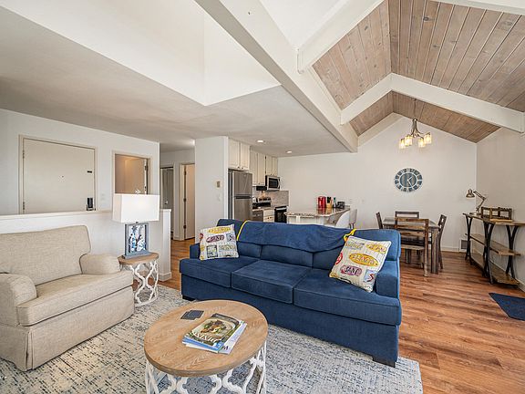 5th image of 1000 SE Bay Blvd #506/606