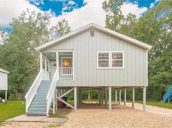 1111 W 32nd Ave, Covington, LA 70433