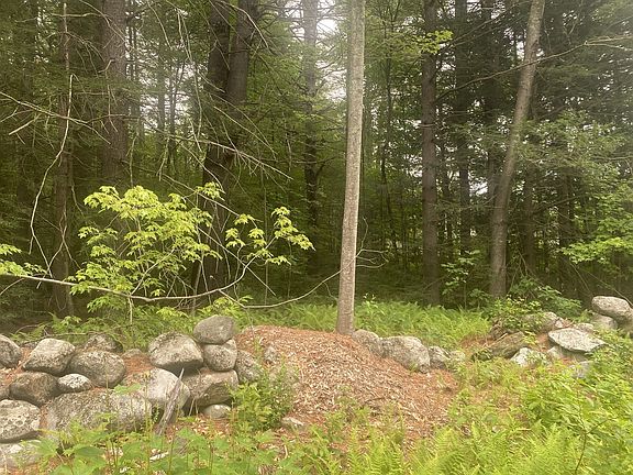 4th image of 132 Crooked Ledge Rd