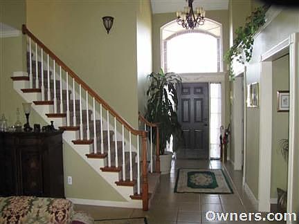 Impressive Entry w/18' Cieling