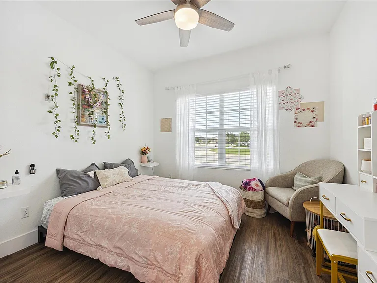 700 Legends Ln — Photo 19