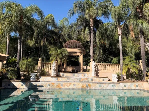 8790 King Ranch Rd, Rancho Cucamonga, CA 91701